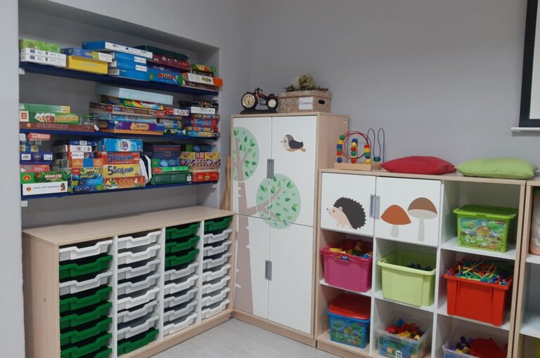 f19ab4e4-5a5d-42b7-b81c-27ff4a0d8bd1